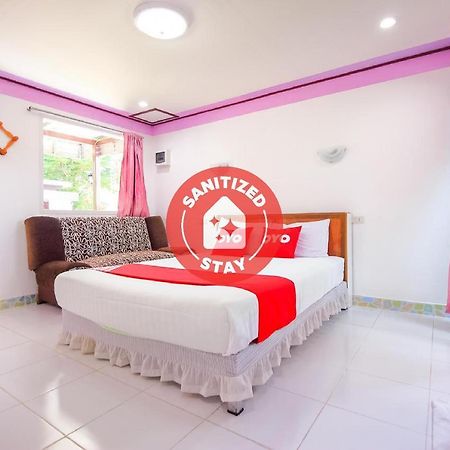 Oyo 354 Ton Hom Resort & Villa HHQ Buitenkant foto