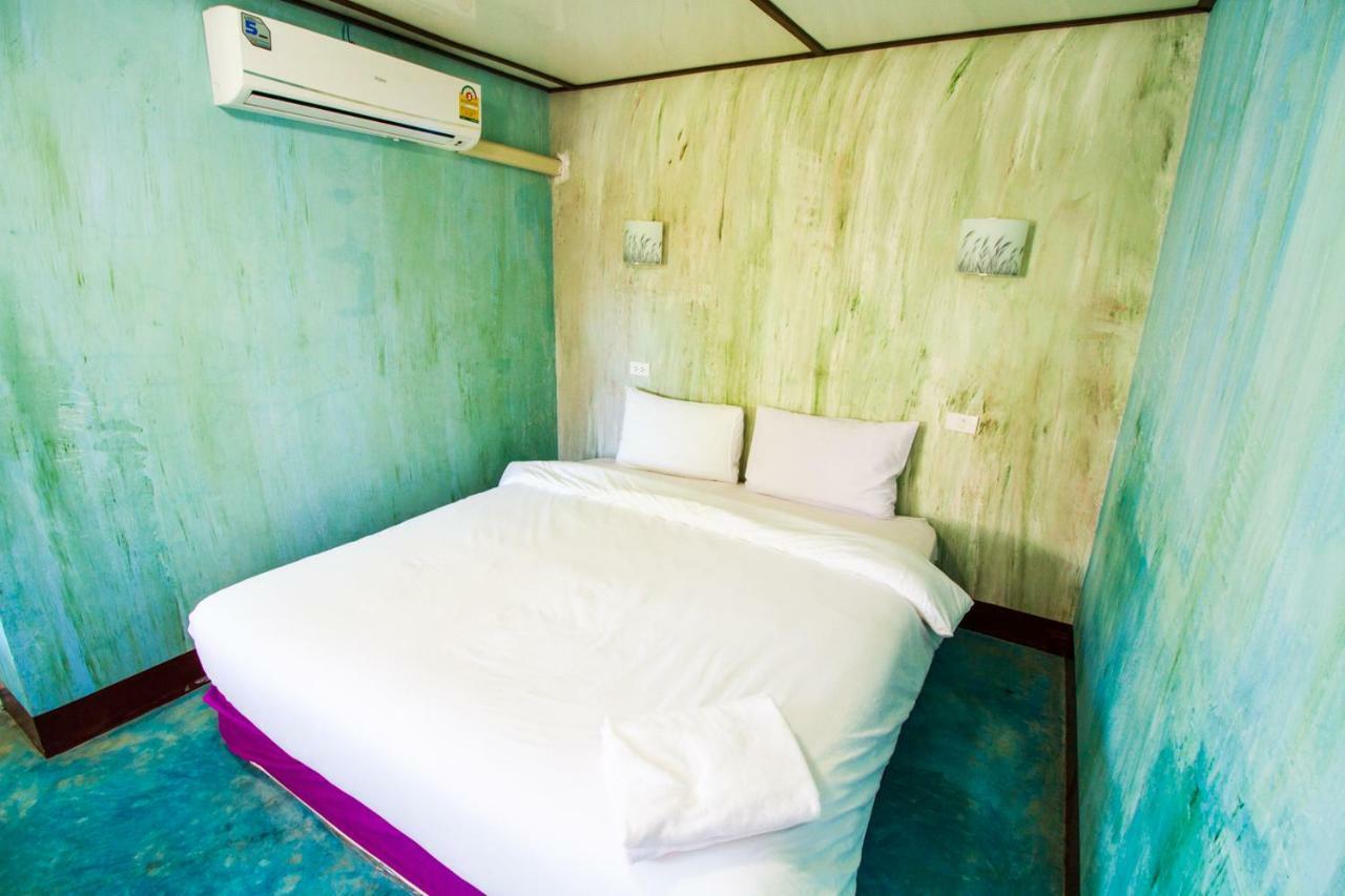 Oyo 354 Ton Hom Resort & Villa HHQ Buitenkant foto