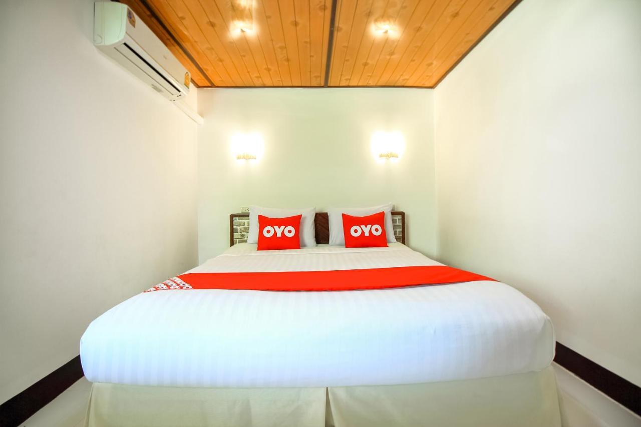 Oyo 354 Ton Hom Resort & Villa HHQ Buitenkant foto