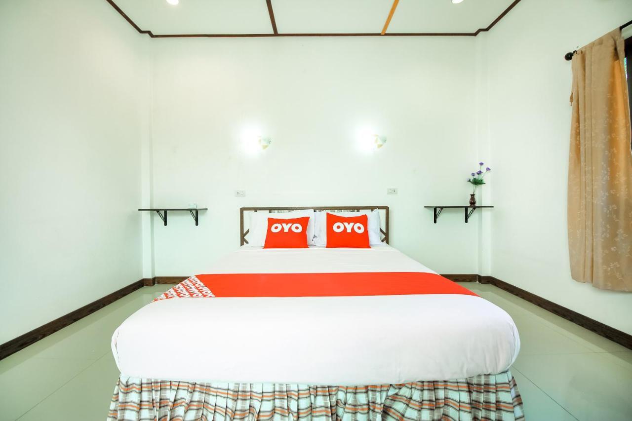 Oyo 354 Ton Hom Resort & Villa HHQ Buitenkant foto
